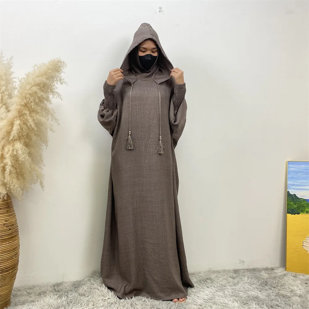 

Women Tassel Abayas Muslim Ramadan Prayer Clothing with Hooded Jalaba Solid Casual Batwing Sleeve Arab Modest Robe Eid Djellab