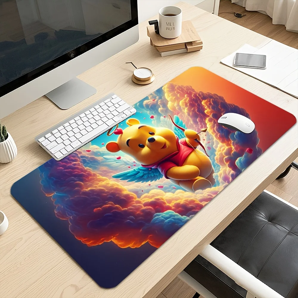 くまのプーさん 特大ゲーミング＆オフィスデスクマット - 公式くまのプーさん＆ティガーのデザイン、滑り止め表面、コンピューターキーボード