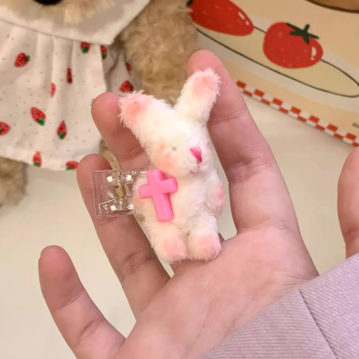 

Blush Pink Bunny Hair Claw Clip Acrylic Cute Ponytail Holder Multicolor Mood Lively Student Side Bangs Daily