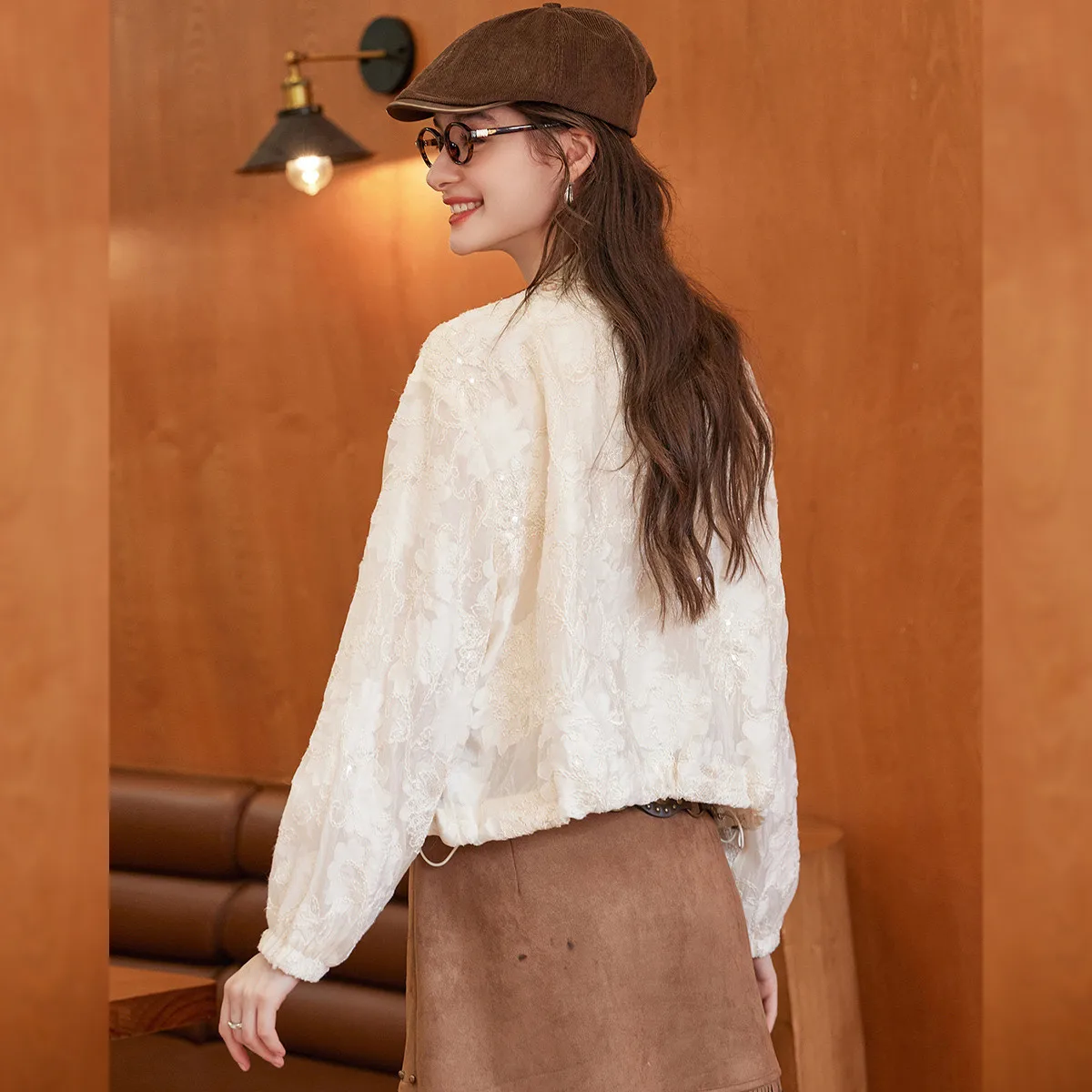 LOUIS YAO Exquisite Embroidered Zipper Coat 2025 Autumn Gentle and Romantic Color Contrasting Ribbon Splicing Women's Cardigan