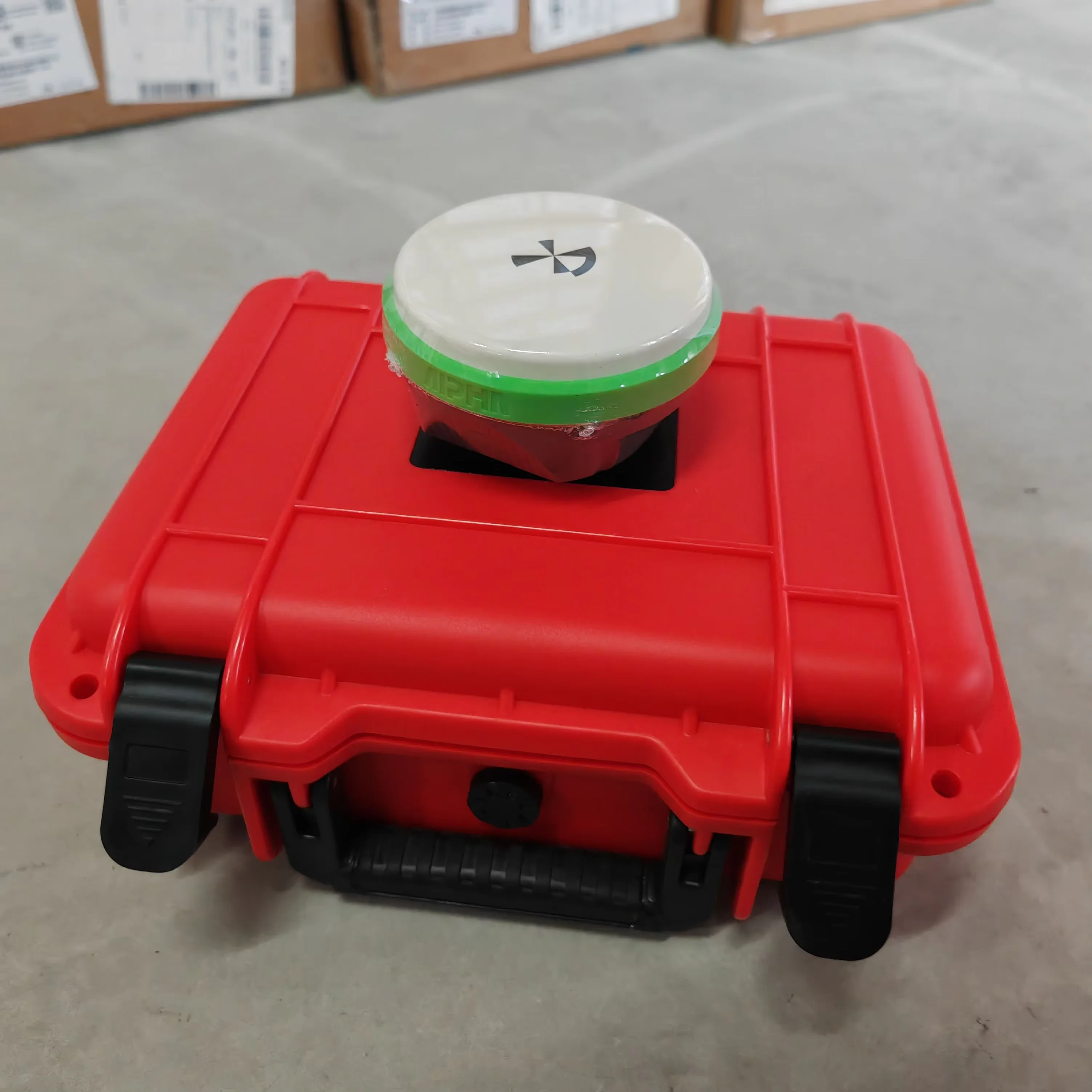 

High-Quality ALPHA 3 High Precision RTK GNSS Receiver Base And Rover Internal Radios External Radio Station Testing Instrument