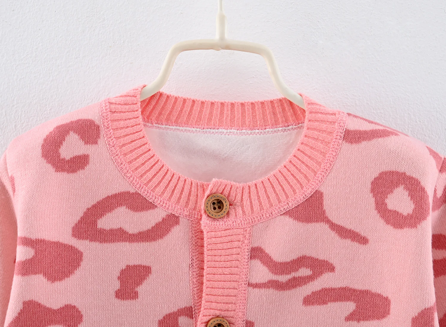 الفتيات محبوك حللا الخريف الشتاء 2026 الأطفال سميكة المخملية قطعة واحدة دعوى للطفل ملابس لطيف طفل السروال القصير الرضع 1Y