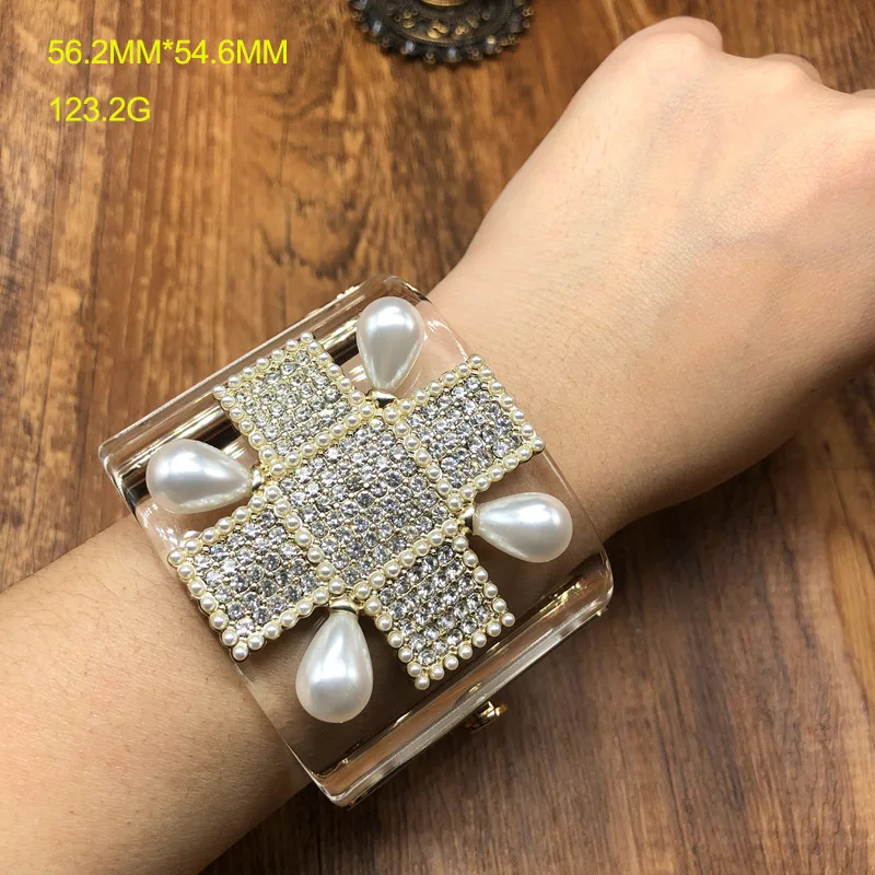 

Cross Inlaid with Diamonds and Pearls, Light Luxury Transparent Bracelet, Temperament and Versatile Antique Style Bracele