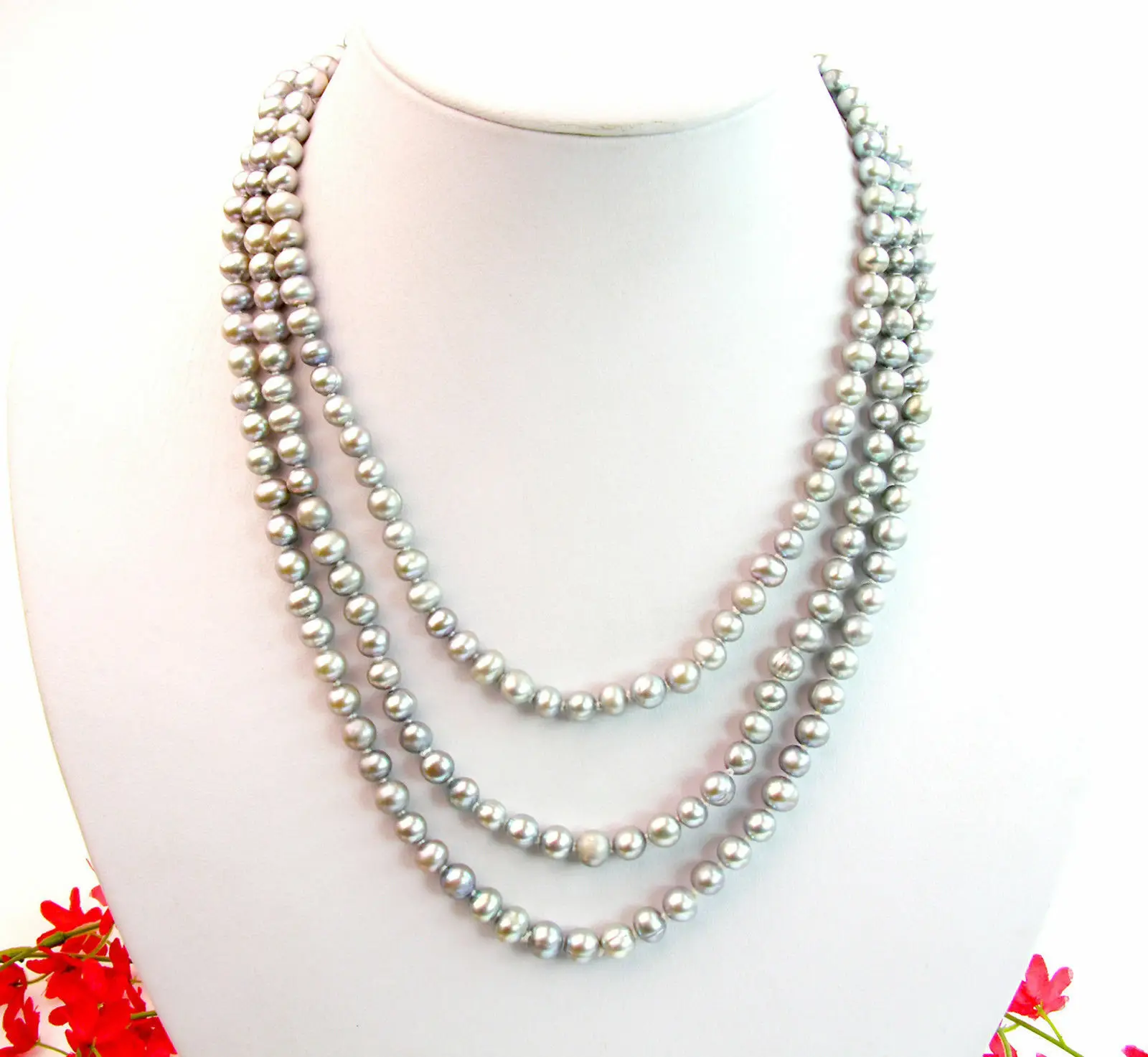 

60 "Long 8mm Silver Gray Round Shell Pearl Necklace
