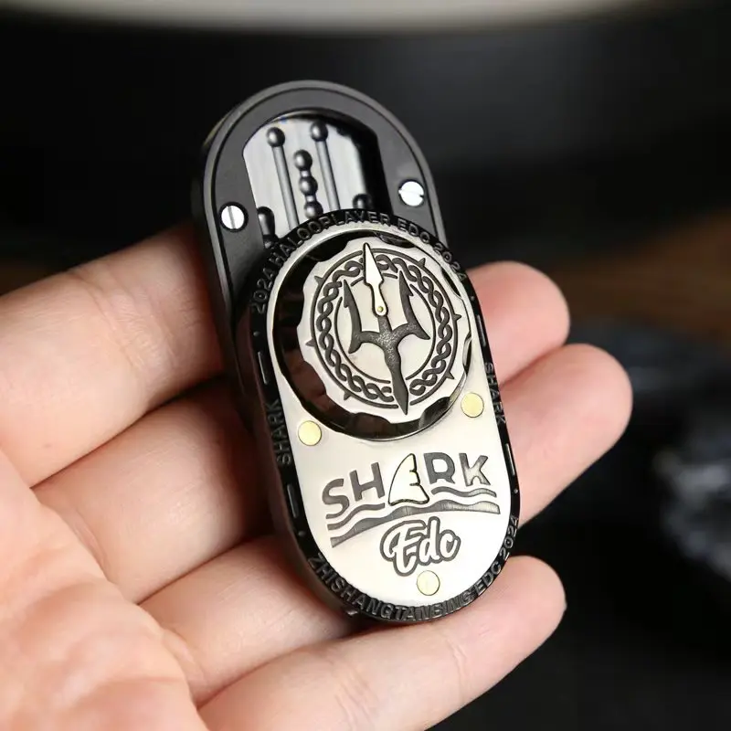 Metalowy mechaniczny slider w kształcie rekina, zabawka antystresowa EDC dla dorosłych, zabawka biurkowa na stres i lęk, zabawka kreatywna na prezent dla mężczyzn