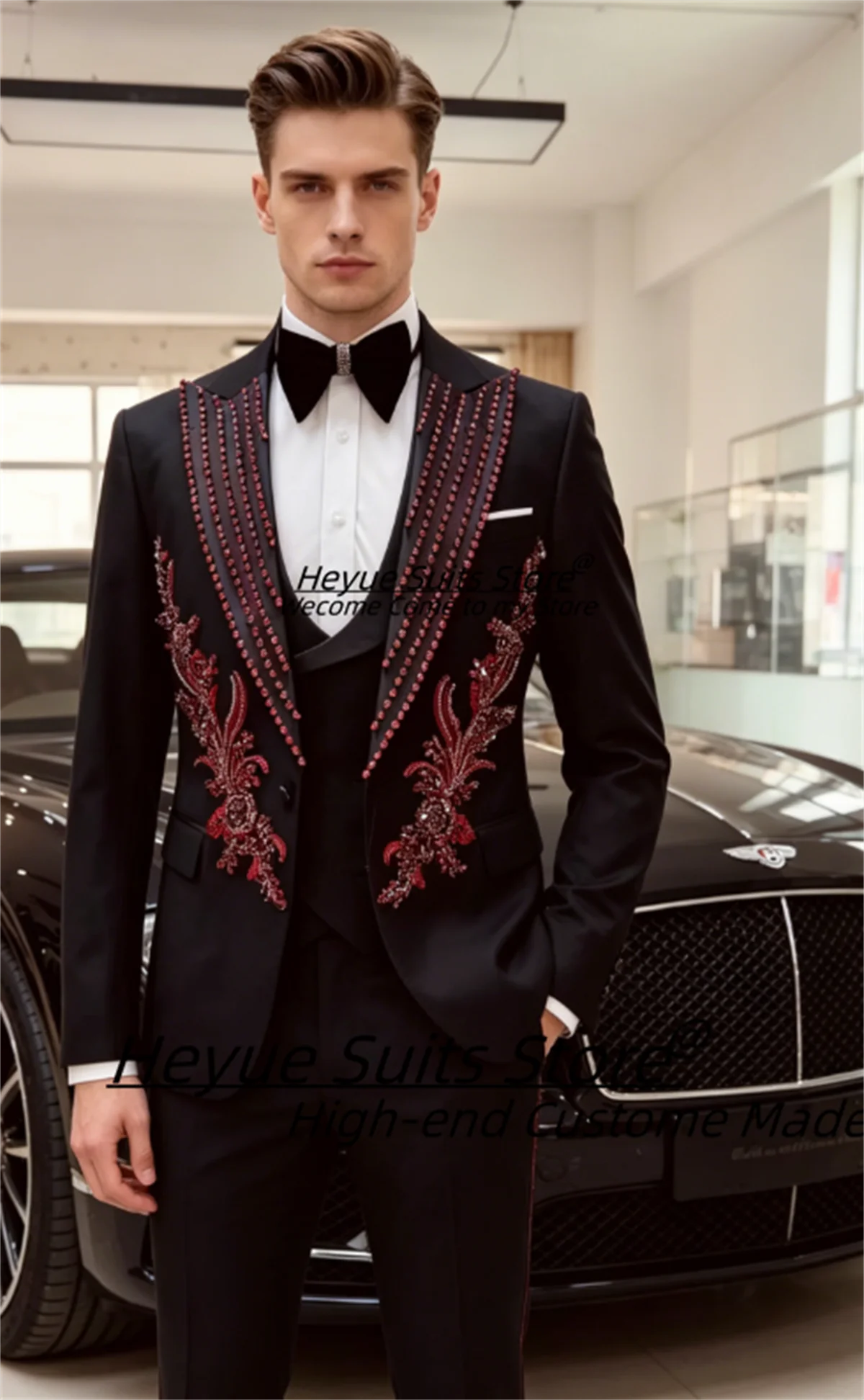 Gorgeous Rhinestone Prom Suits For Men Customized Slim Fit Peak Lapel Groom Wedding Tuxedos 3 Pieces Sets trajes para hombre