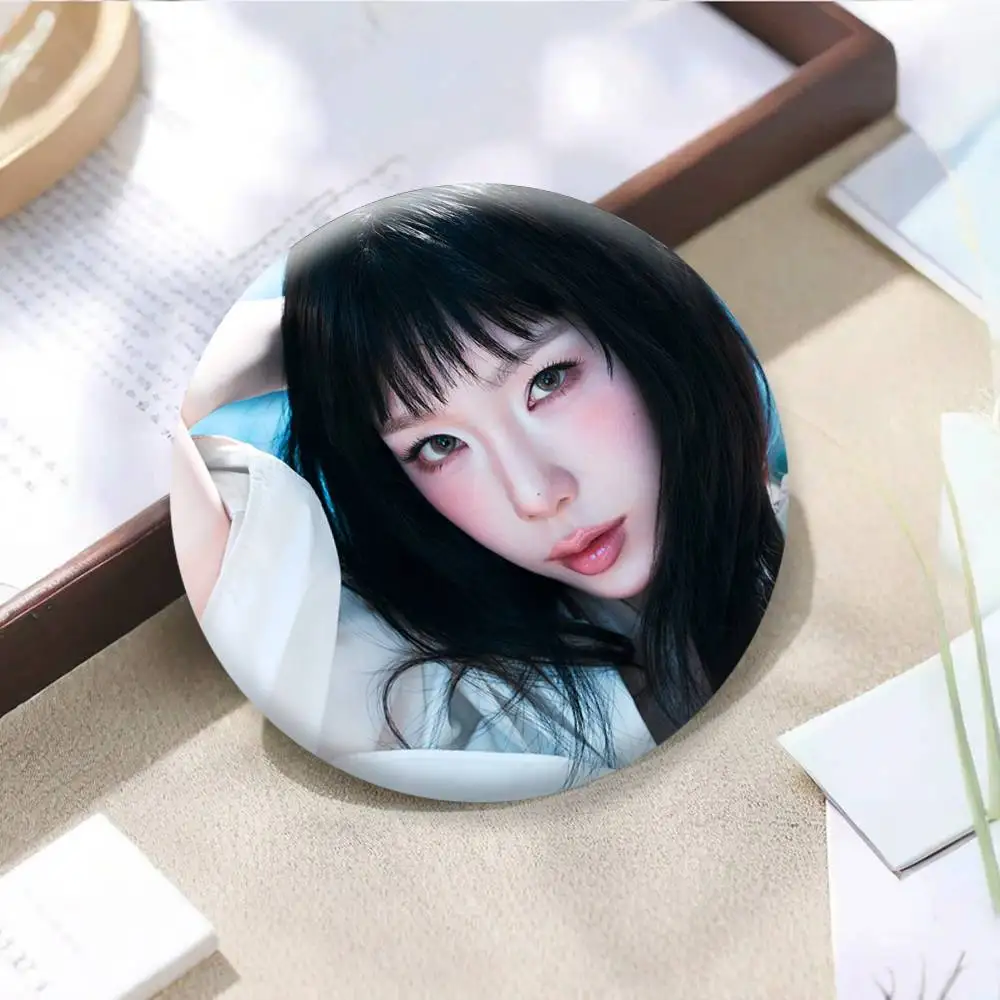 K-POP Singer Kim T-Taeyeon Button Pins Backpack Clothing Decor Brooch Badge Jewelry Gifts for Kids