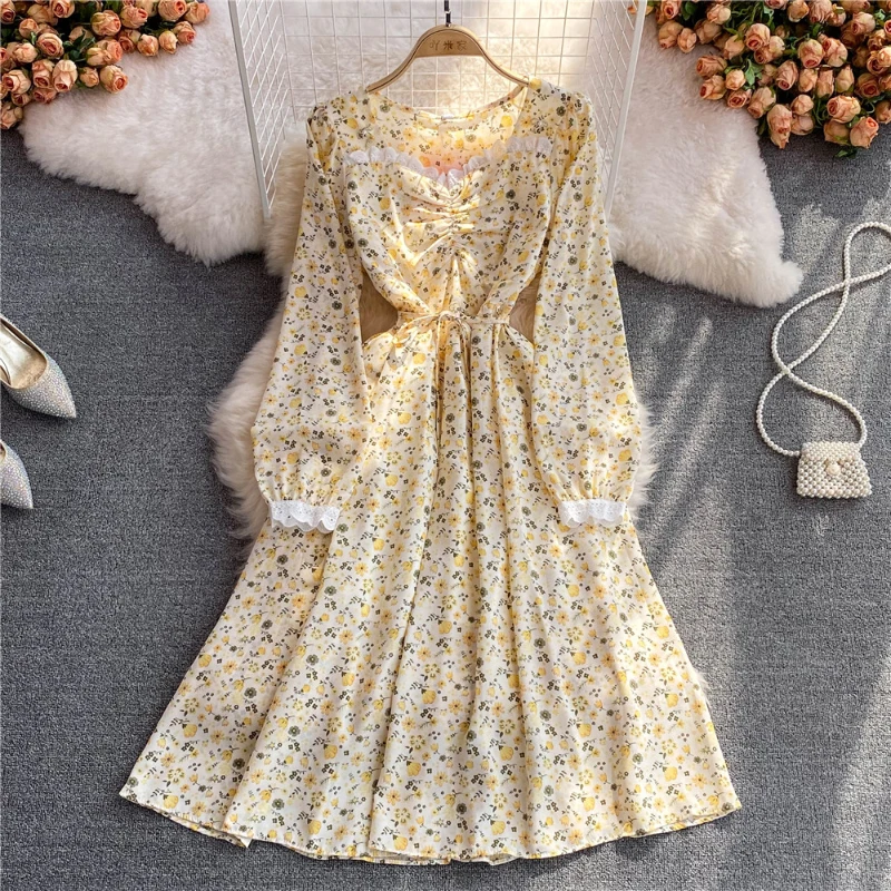

Женское винтажное платье во французском стиле, элегантное привлекательное кружевное лоскутное платье-трапеция средней длины с цветочным принтом и квадратным вырезом