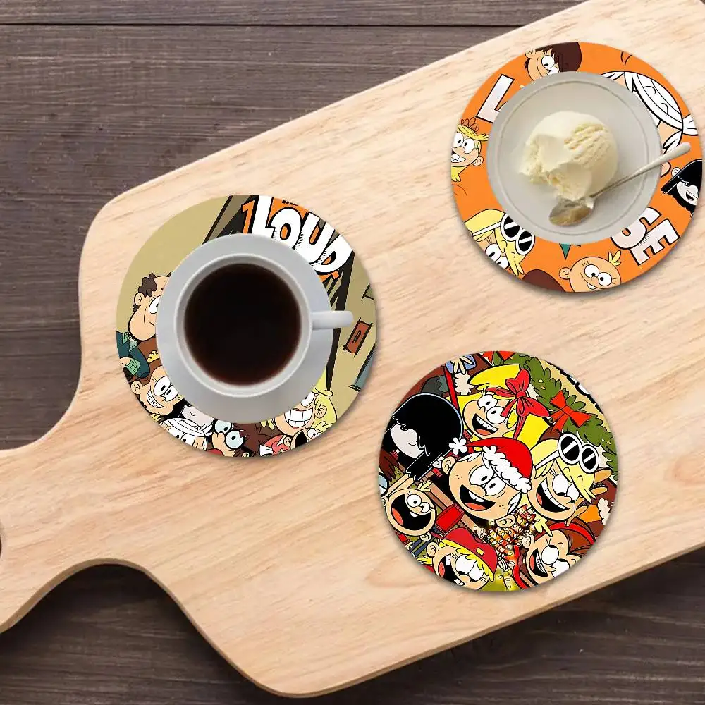 Cartoon movie The L-Loud H-House Coasters Suitable for daily family gathering decoration, kitchen, anti-slip wooden coasters