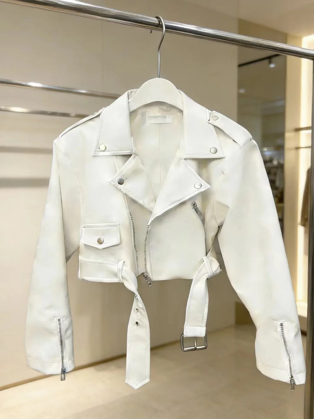 

Fashionable Short Zipper Biker Leather Jacket Casual Style PU Material Spring 2026 New Arrival Versatile Youth Outerwear