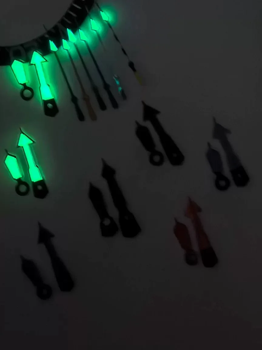 Watch Accessories Watch Hands Suitable for NH35 NH36 Movement Hour Minute Seconds Pointer with Green Luminous