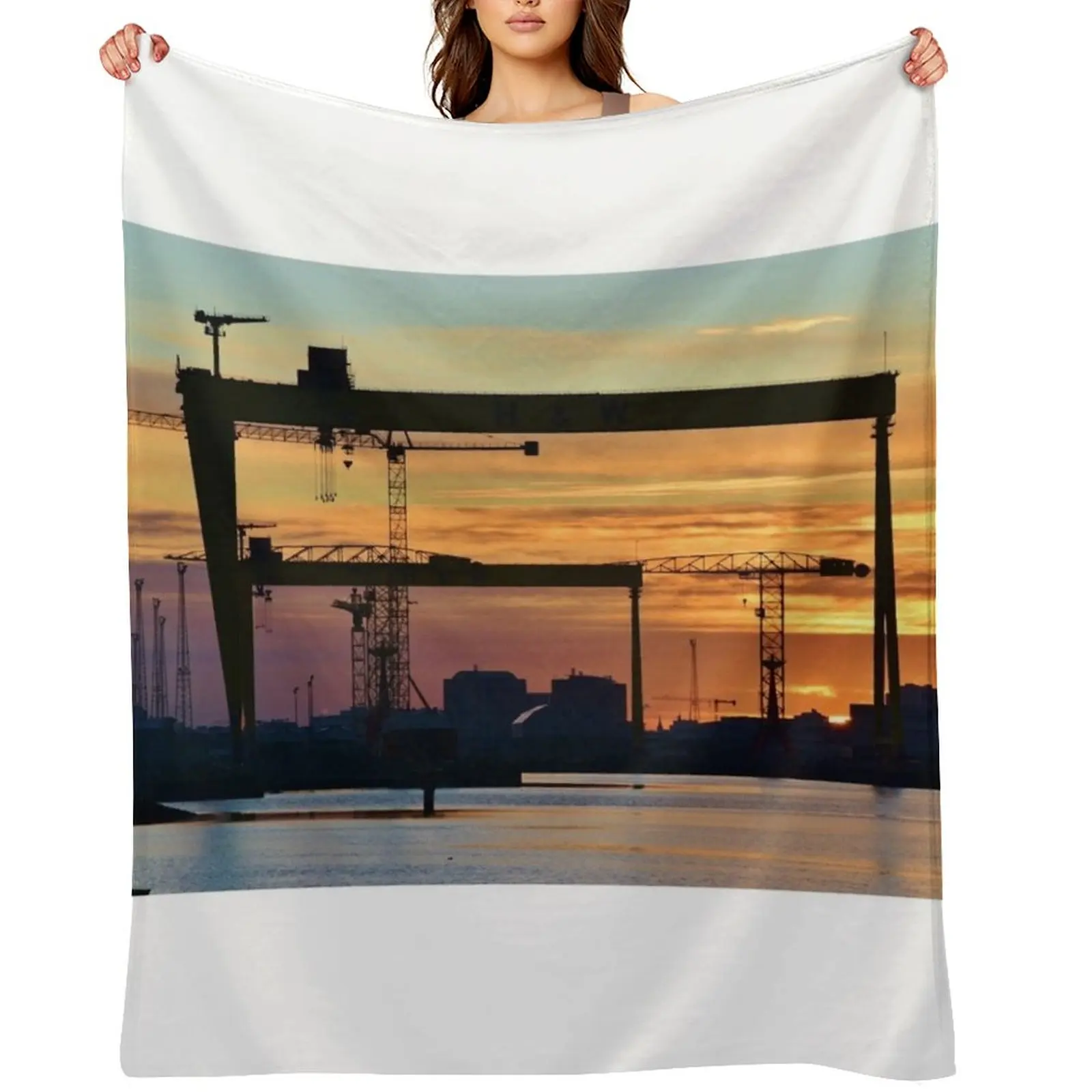 

Belfast Titanic Cranes Sunset Throw Blanket Vintage anime Nap Sofa Blankets