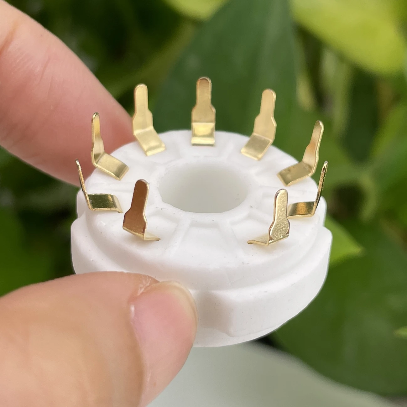 1PC B9D 9pin Magnoval Ceramic Tube Socket For EL504 PL504 EL519 PL519 Hifi Vintage Tube Amplifier DIY PCB or Chassis Mount