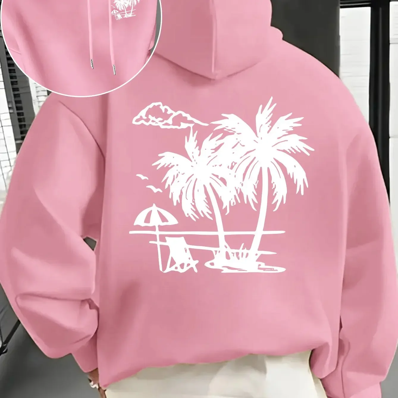 Men Front Print Beach View Hoodie Simple White Palm Tree Chair Umbrella Pattern Casual Seaside Street Pullover Sweatshirt