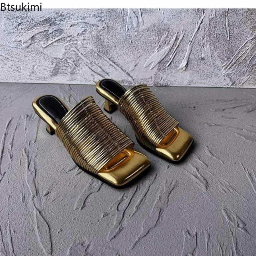 جديد 2025 الصيف المرأة ساحة تو خنجر الصنادل لامعة بلون عالية الكعب عادية نصف أحذية مفتوحة للنساء الصنادل #3