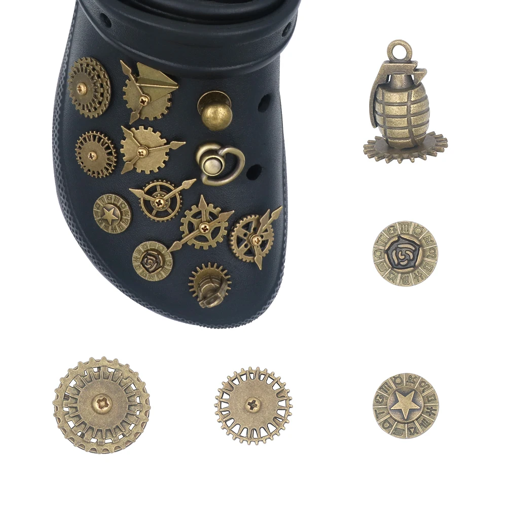 Shoe Accessories Charm クロックス Adjustable Brass Clock Wrench 크로크 Detachable Hole Sandals Decorations Adult Kids Gift 1 Set 14 Pcs