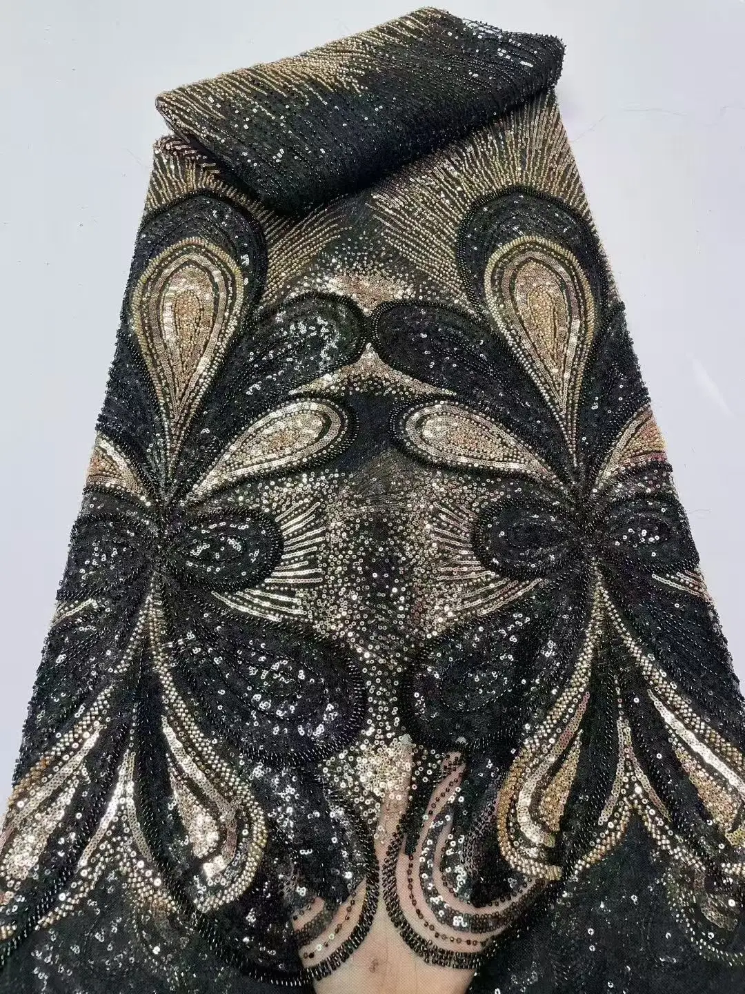 새로운 디자인 패션 아프리카 나이지리아 예술적 패턴 수제 자수 스팽글 핫 세일 프랑스 비즈 튤 레이스 파티용 재봉