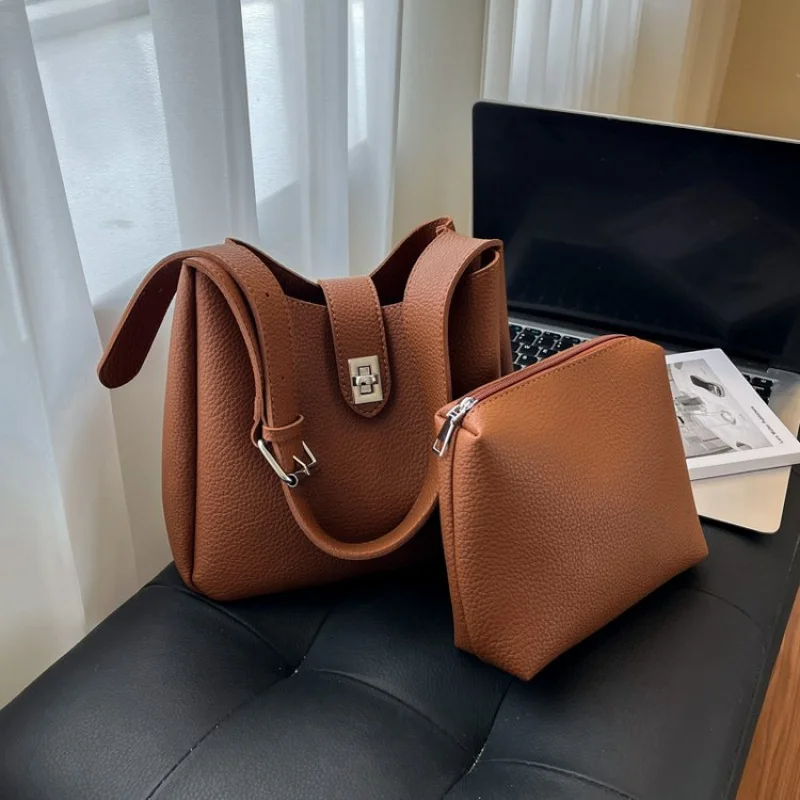 

Suede-linen 2025 New Ladies Luxury Brand Leather Shoulder Bag Famous Designer Casual Popular Classic​