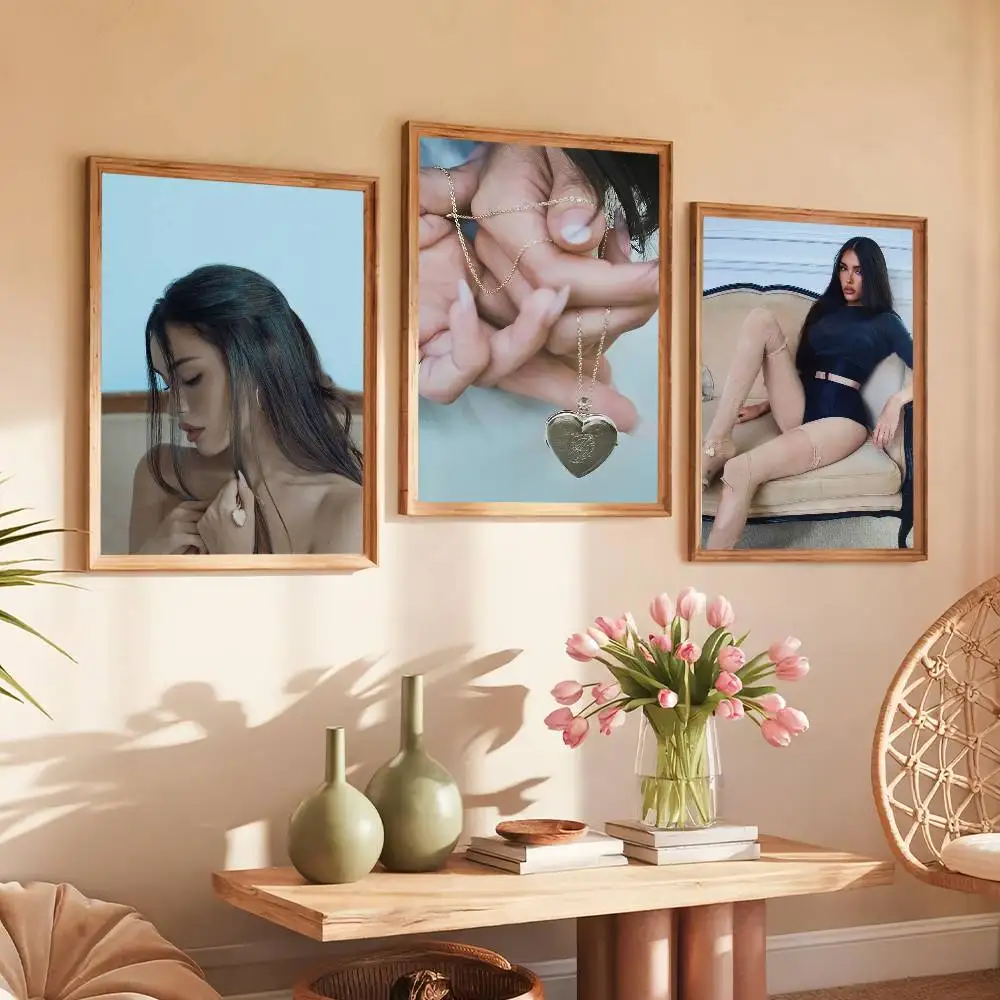 

Singer Madison Beer locket Poster Prints Self Adhesive Home Suitable for Living Room Decor Decoration Wall