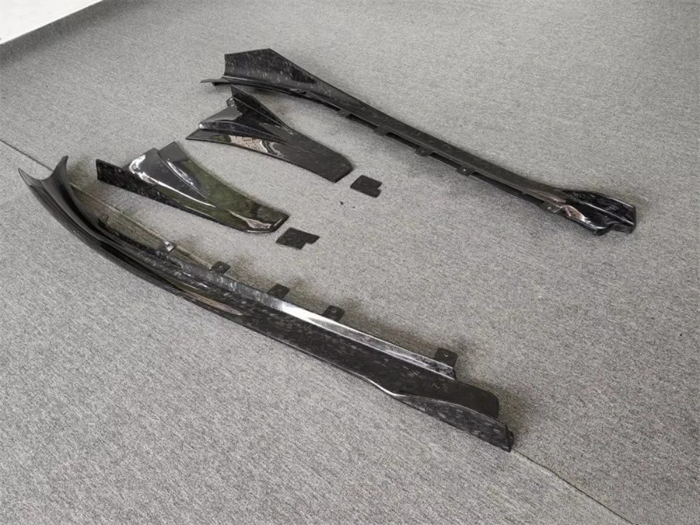Upgraded EB Style Forged Carbon Fiber Side Skirt Body Kit for  I8, Body Side Edge Upgraded Lightweight Car Kit