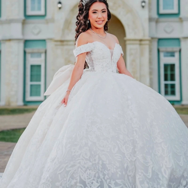 White Glitter Quinceanera Dresses Off Shoulder Ball Gown Sweet 16 Dress Applique Lace Beads Bow Tull Party Birthday Vestidos 15