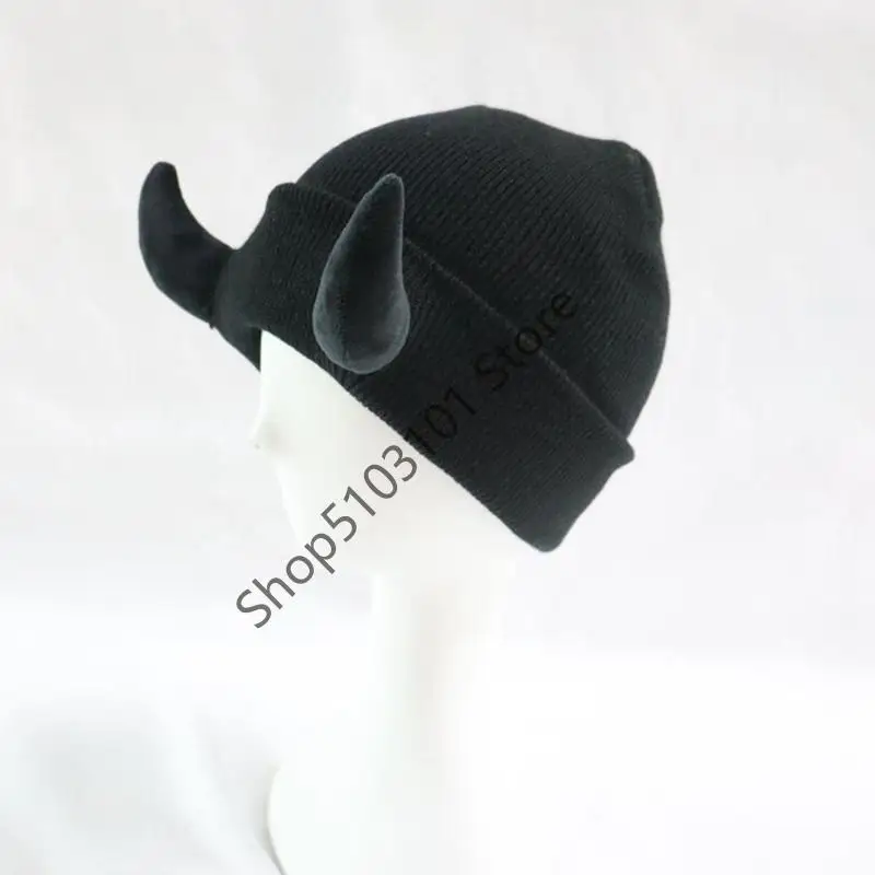 X6HE Cappello a cuffia per festa Halloween Copricapo per festival per cappello in maglia con corno da diavolo per adulti