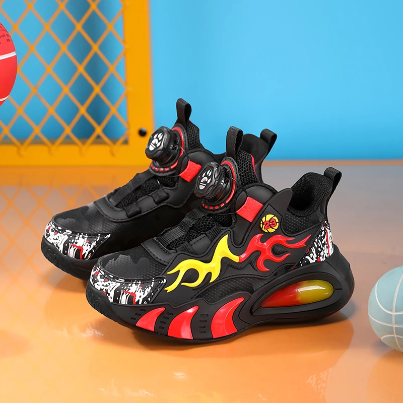 Um par de tênis de basquete de cano alto de couro infantil de quatro estações, tênis de basquete resistentes ao desgaste, tamanho 28-39, JT-2825