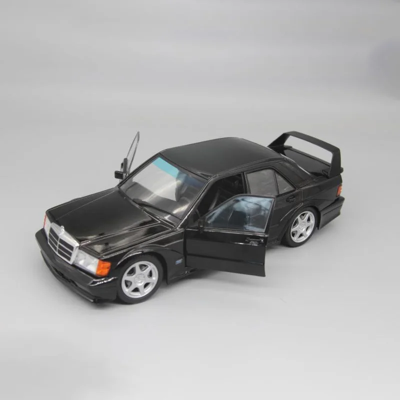 

Solido 1:18 Scale 190E EVO II Alloy Car Model Collection Ornaments