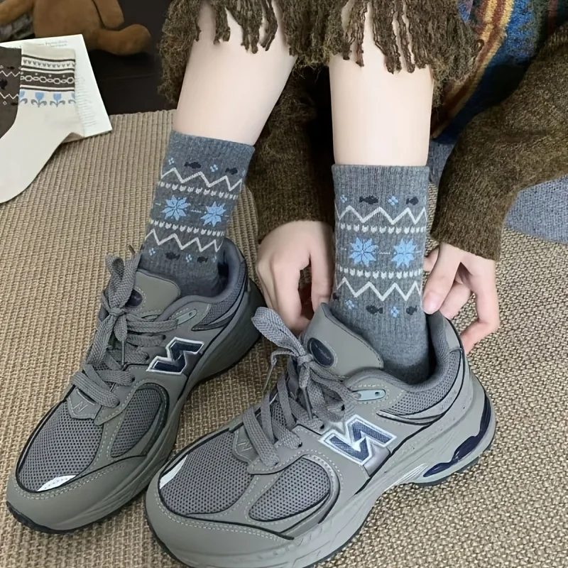 4 Pairs Autumn And Winter Vintage Fair Isle Socks for Women, Mid-Calf Socks, INS Style, Versatile Ethnic Long Socks