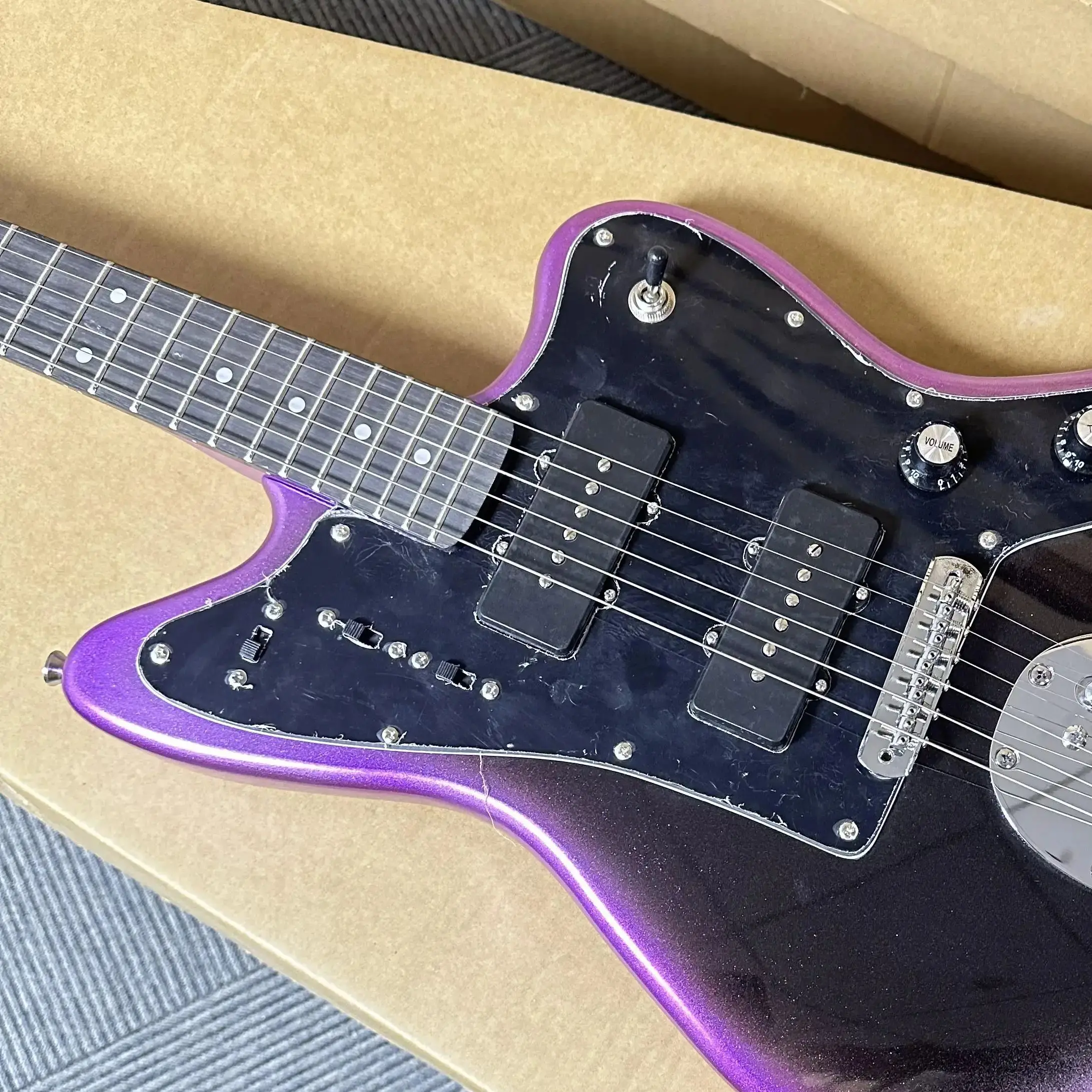 جيتار كهربائي مخصص - جسم أرجواني - 6 أوتار - 22 فريتس - مناسب لكل من المحترفين والمبتدئين - شحن مجاني #1