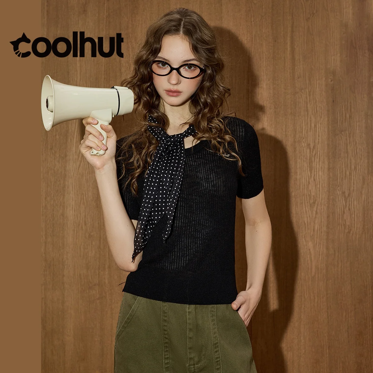 

COOLHUT женский пуловер 2025 приталенный вязаный топ с круглым вырезом и короткими рукавами, однотонная блузка, классический осенний свитер, универсальный базовый