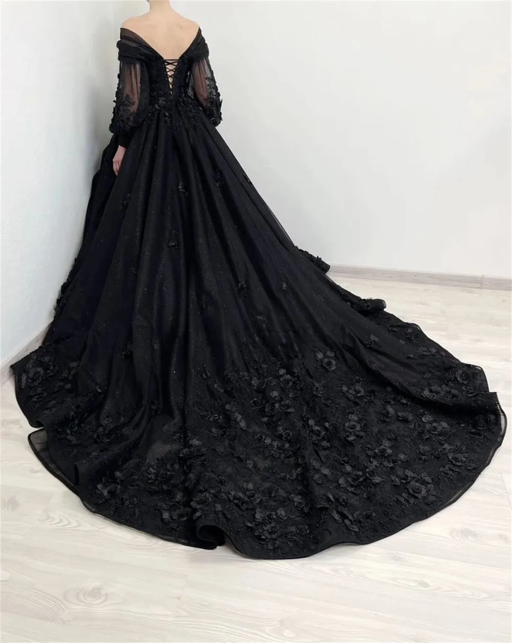 Amanda Puffy Sleeve Prom Dress Luxury 3D Flower Long Train Vestidos De Fiesta Gothic Ball Gown Wedding Dress فساتين سهرة