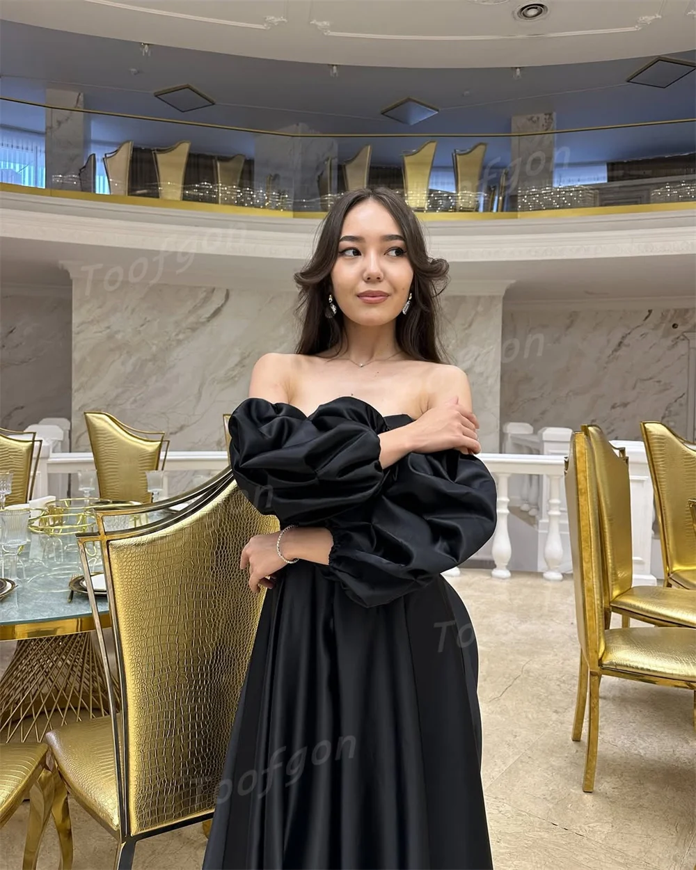 Toofgon الساتان الأسود ألف خط فساتين لحضور الحفلات الموسيقية انفصال كم قصير مشد ثوب مسائي رسمي مخصص المرأة فستان الحفلات الخاصة