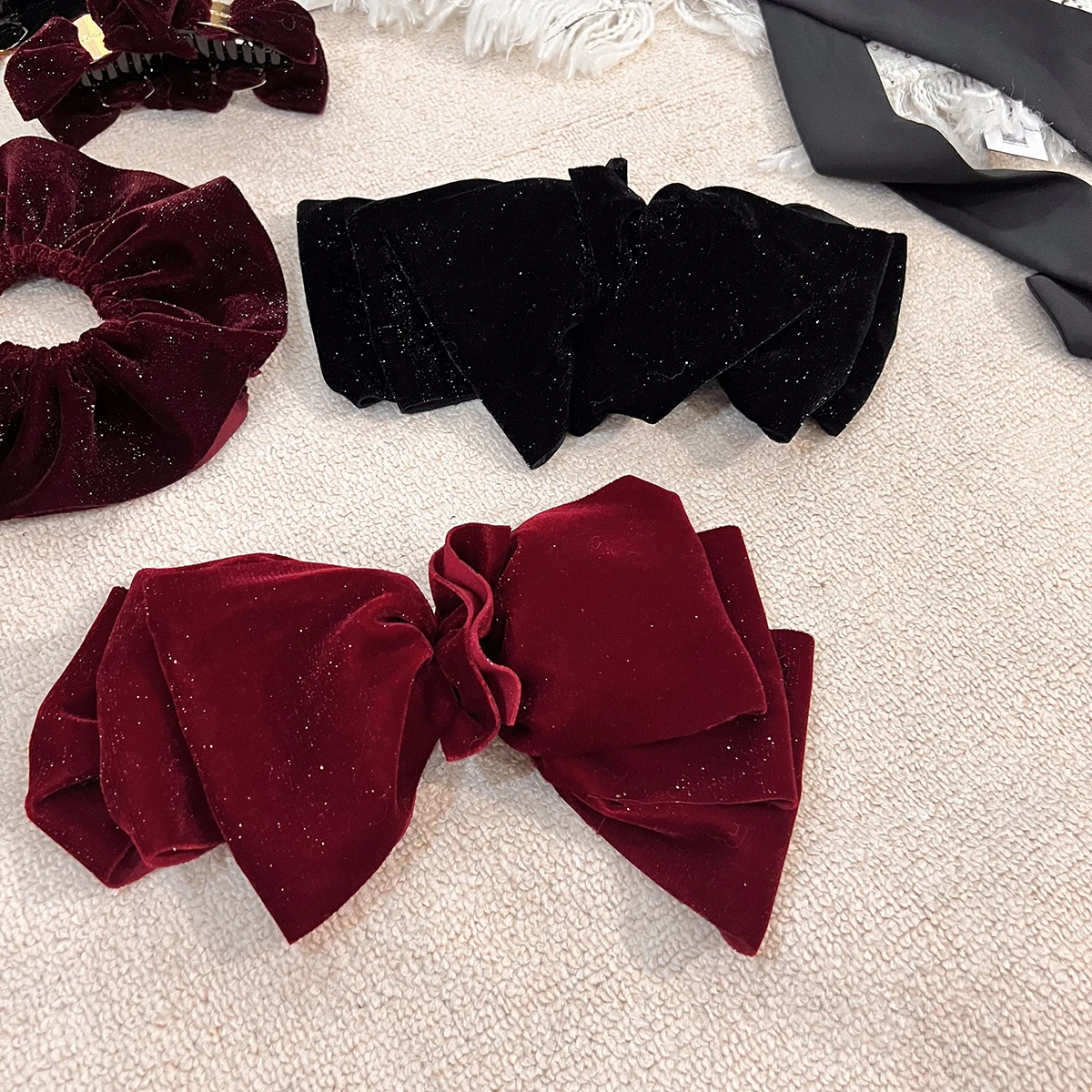 New Fashion Oversize Bow Hair Clip Velvet Hairpin for Women Girls Ribbon Barrette Bow Print clip Headwear Hair Accessories Hot