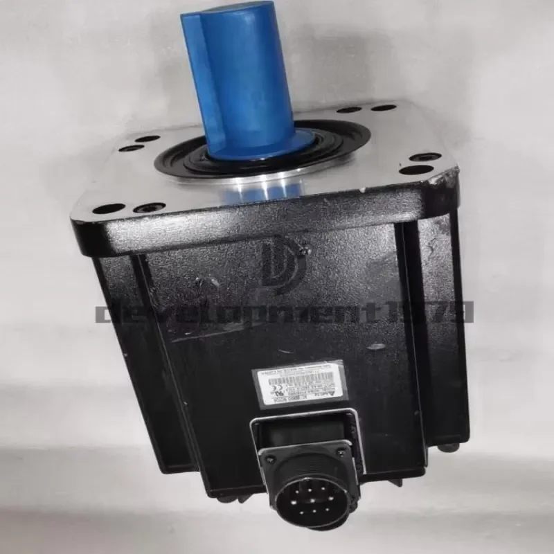 

New, Ready Stock Brand New One New ECMA-F11845RS Motor for Plc
