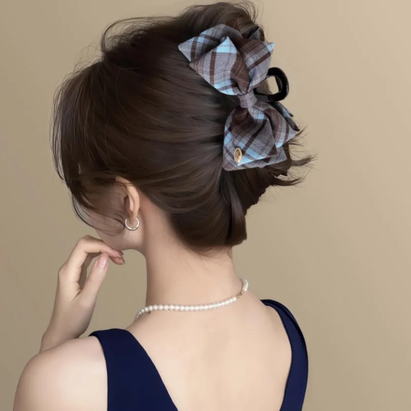 College-Style Korean-Inspired Plaid Bow Clip Trendy Minimalist Gold-Label Shark Clip Back-of-Head Bun Hair Accessory