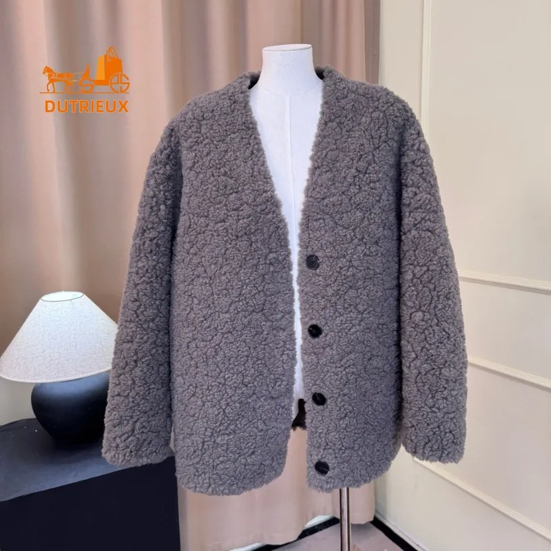 2025 New V-neck Winter Women's Real Suede Fur Coat, 100% Suede, Fashionable and Casual Commuting Travel Warm Genuine Fur Jacket