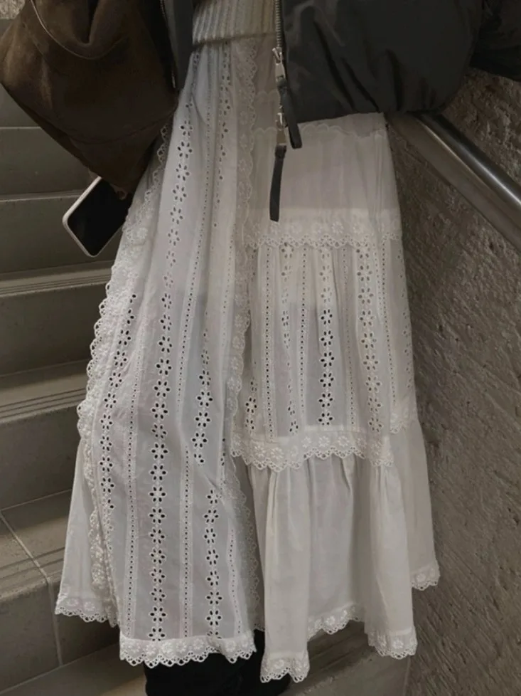 

Spring 2025 Dongda Gate Elastic Waist Lace Hem f Skirt Women's Versatile Hollow out Long White Skirt Commute Sle Pure Color
