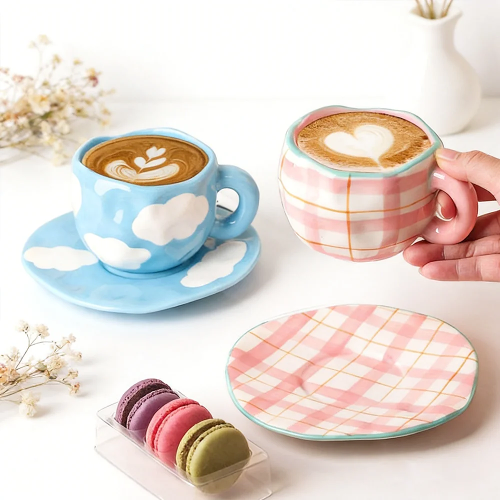 Coffee Tea Friends - Ręcznie Malowany Ceramiczny Zestaw Kubków do