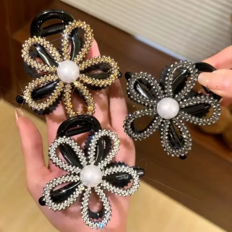 

2024 New Exquisite Sparkling Diamond Hollow Flower Gripper with High Grade Disc Hair and High Ponytail Shark Clip Headpiece