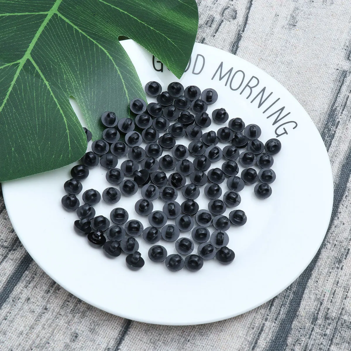 

100Pcs Smooth Surface Round Buttons for DIY Crafts Scrapbooking Resin Sewing Beads Accessories Making Supplies