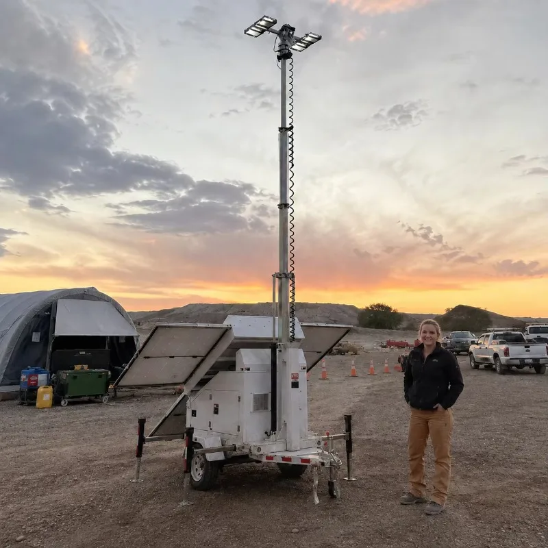 Off Grid Solar Light Tower Trailer Smart Controller Battery Powered Mobile LED Lighting System Heavy Duty Use