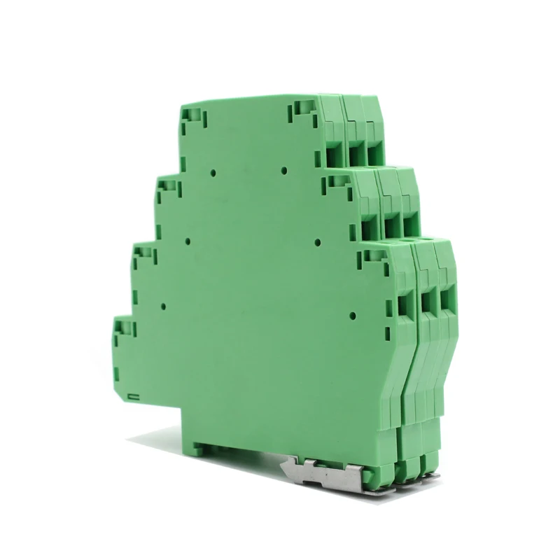 Pemancar Isolator Sinyal 8Mm 4-20mA Arus Dc24V Catu Daya Akurasi 0.1% Pemasangan Rel Din