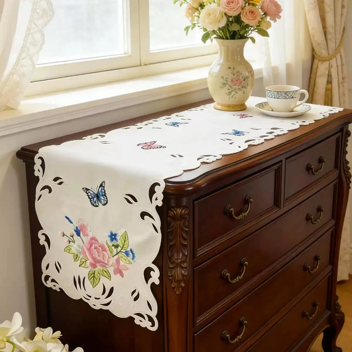 French Countryside Heavy Embroidery Dustproof Tablecloth for Dining Room TV Cabinet Shoe Cabinet Table Mat Flag Appliance Cover