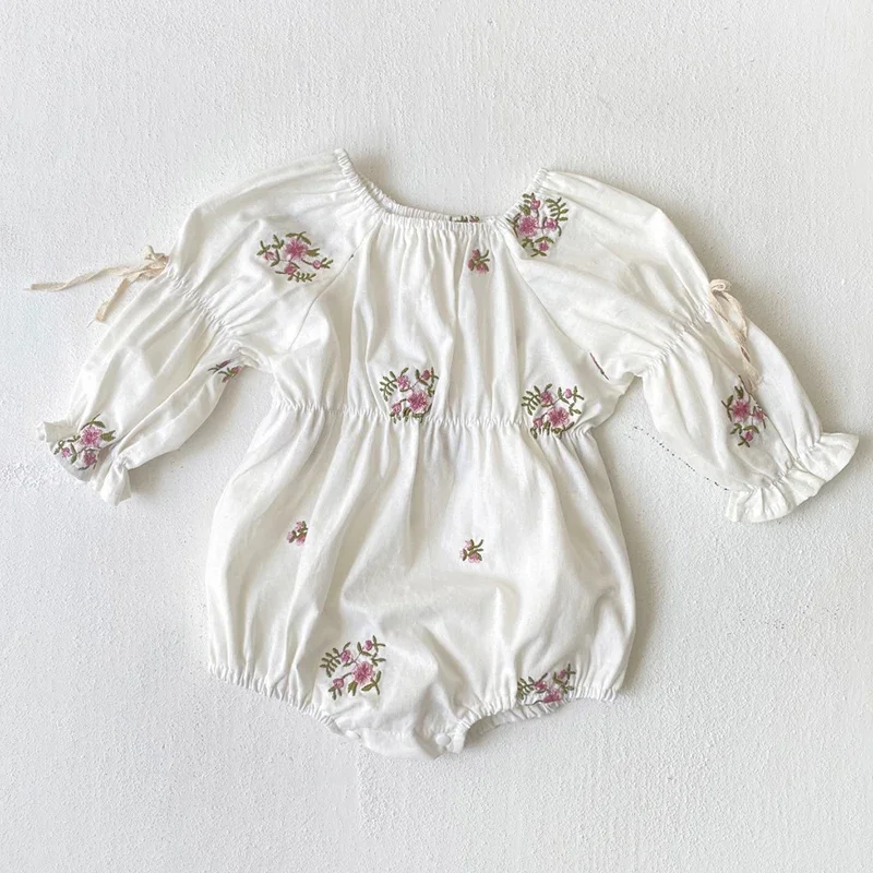 

2024 New Autumn Korean Style Climbing Suit Long Sleeved Cotton Embroidery Newborn Baby Girls Bodysuits 0-24M Baby Girls Clothing