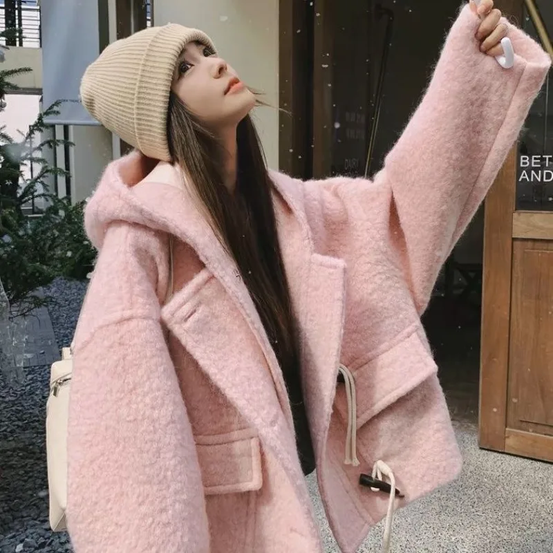 Otoño e Invierno artículos de lana de alta gama temperamento grueso desplazamientos bonitos mezclas cuerno nuevo abrigo corto con capucha abrigo de lana rosa