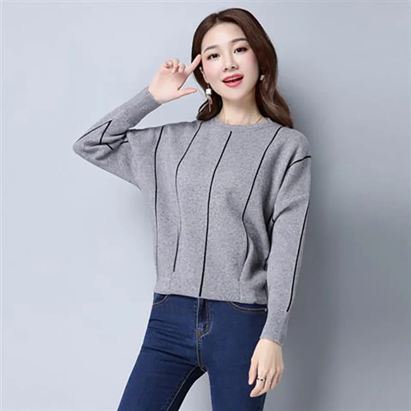 Mode gespleißt gestreifte gestrickte Fledermaus ärmel Pullover Damen bekleidung 2023 Herbst Winter lose koreanische Pullover lässige Tops