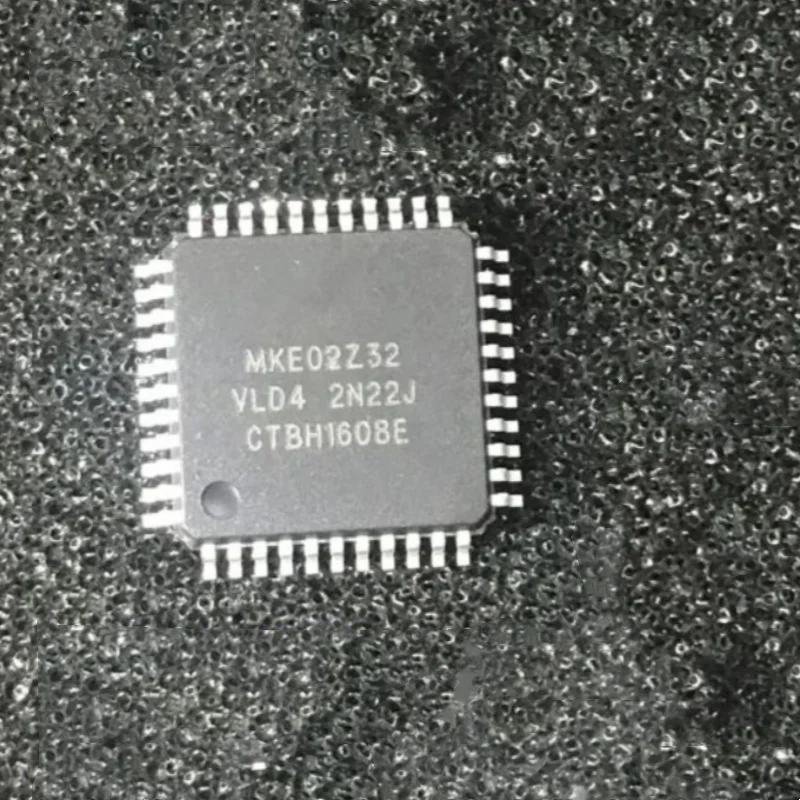 

10 шт. новый чип микроконтроллера MKE02Z32VLD4 QFP44 IC