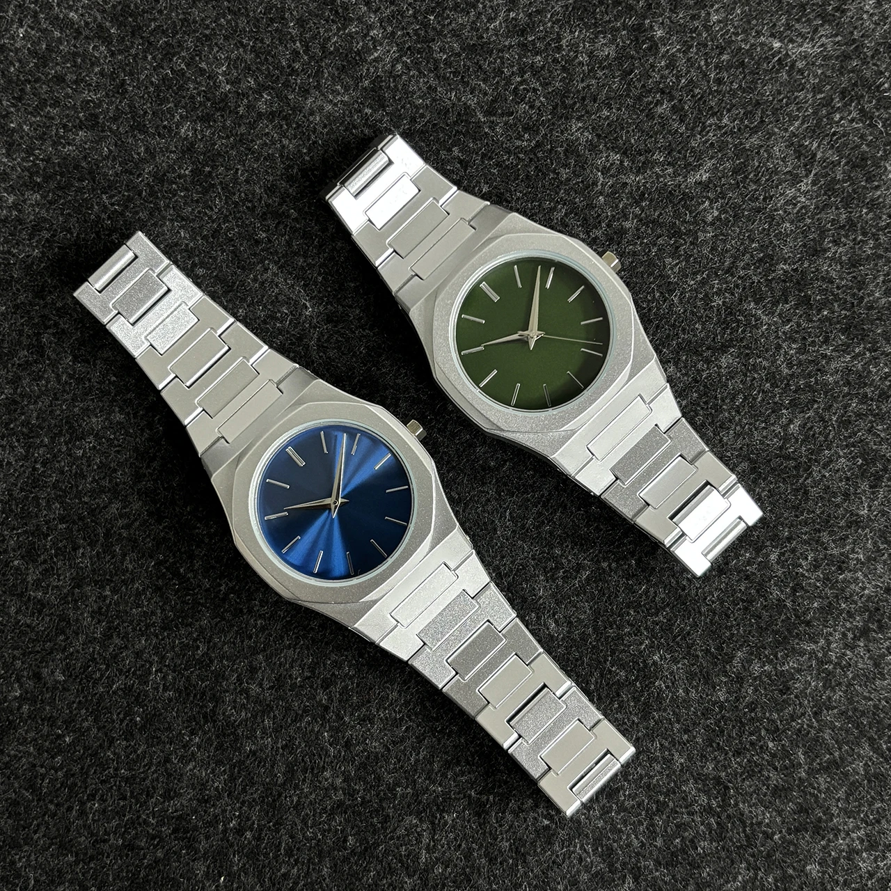 ساعة فاخرة بحزام بلاستيكي بمينا كوارتز ستار سكاي - خفيفة الوزن ومريحة في الارتداء، مناسبة لكل من الرجال والنساء