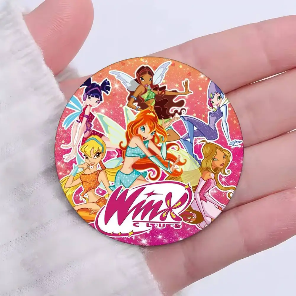 G-Girl Winx Catoon شارات أنيمي شارة ليزر مستديرة الكرتون بروش الملابس على ظهره اكسسوارات التلبيب